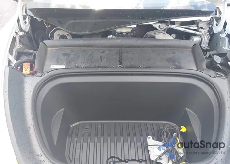 2022 Tesla Model Y Performance Dual Motor All-Wheel Drive z USA, uszkodzony, nr VIN 7SAYGDEF7NF372255